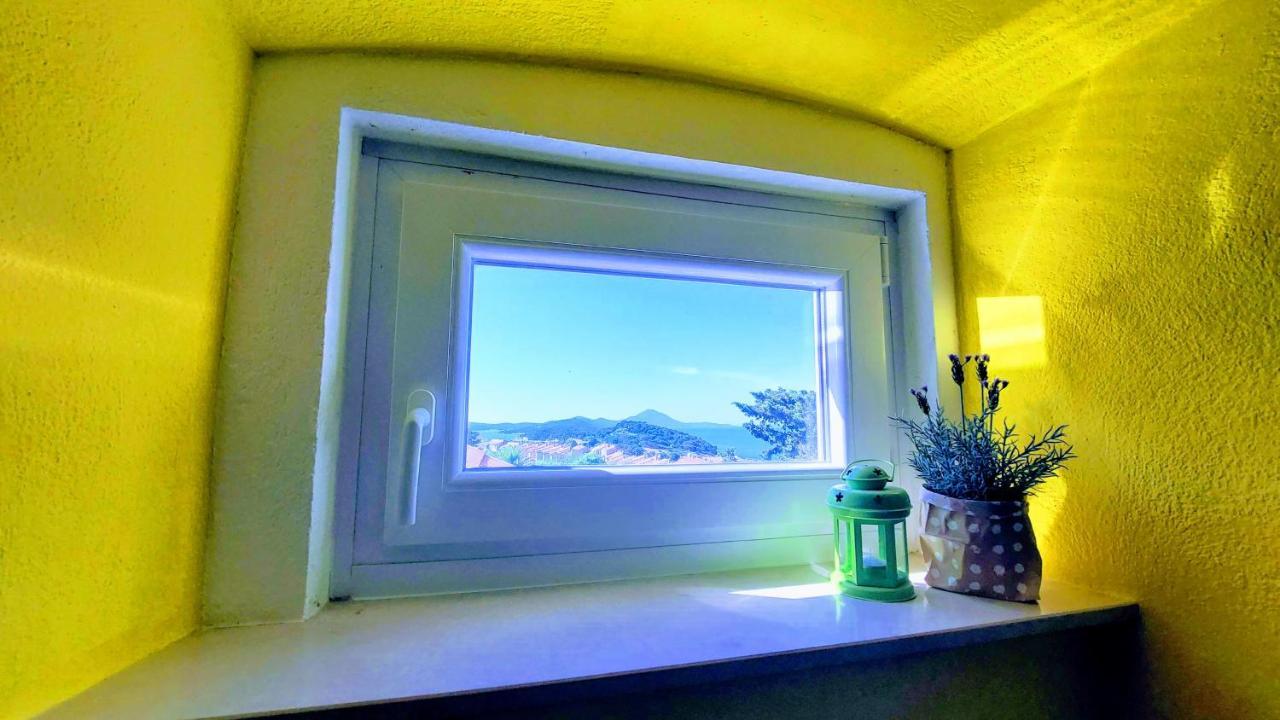Casa Di Castello Apartment Mali Losinj Luaran gambar