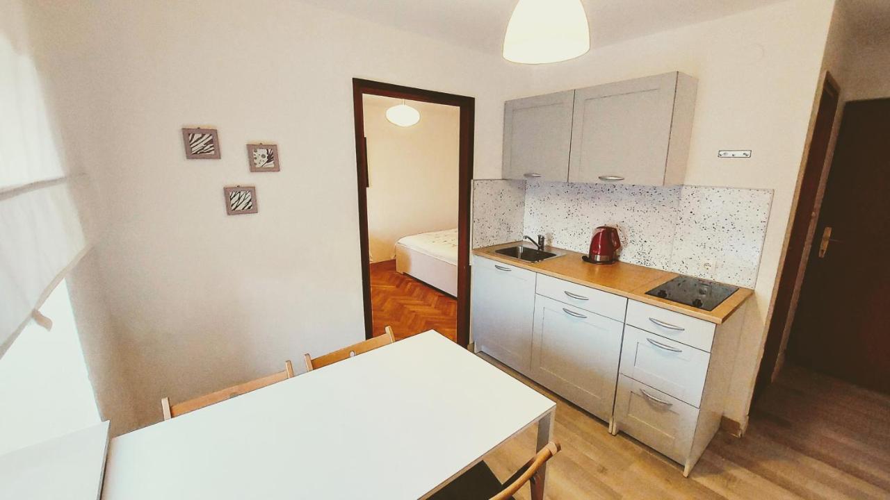 Casa Di Castello Apartment Mali Losinj Luaran gambar