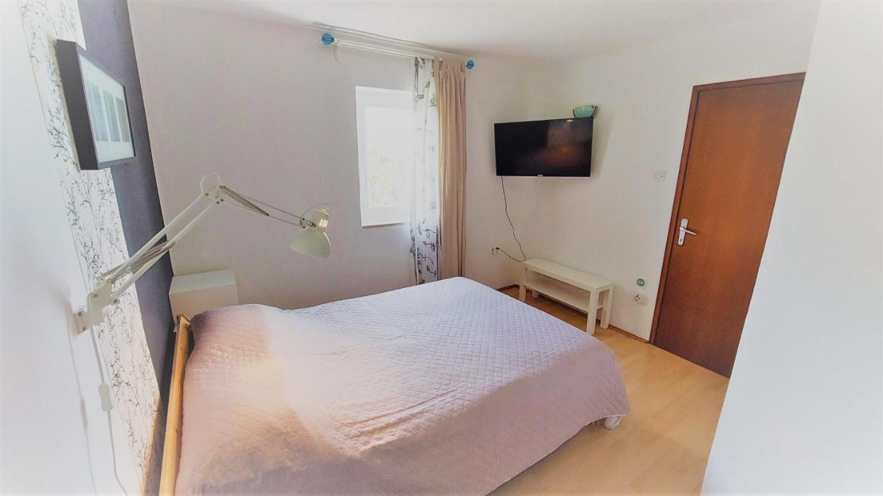Casa Di Castello Apartment Mali Losinj Luaran gambar